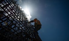 Възможно е намаляване на заплатите в САЩ заради увеличаване на стоковите наличности