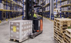 Частният сектор в еврозоната неочаквано се свива в сектора на услугите