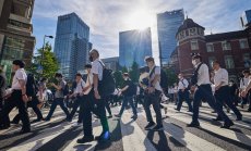 Япония е последна в глобално проучване за благосъстоянието на работниците