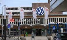 Volkswagen отворя заводите си в Европа следващата седмица