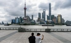 Услугите в Китай отново се забавят, което е признак за отслабваща икономика