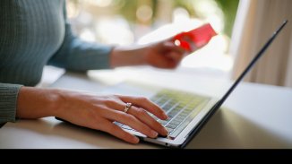 Очакваме по-високи онлайн разходи по празниците