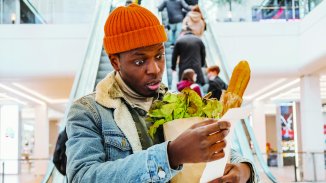 Изгорелите милениали и поколението Z напускат работата си с милиони 