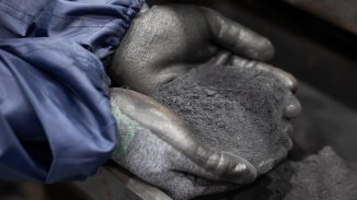 Съединените щати бързат да възстановят резерва си от метали