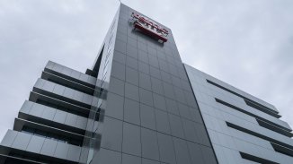 The Eagle and the Dragon in high-tech battle