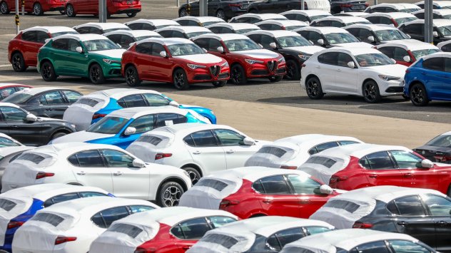 Броят на новите автомобили продадени в Европа намаля за десети