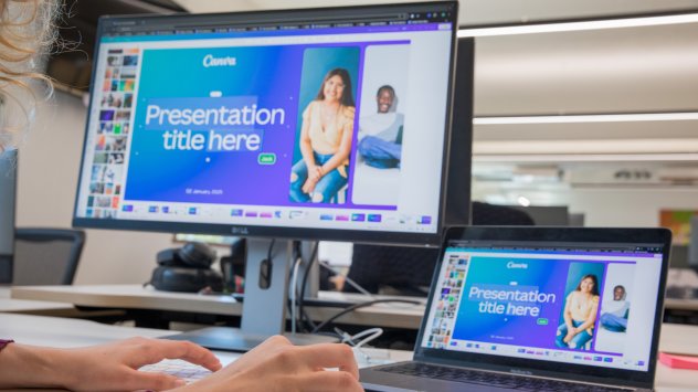 Шаблон за дизайн, показан на мониторите в централата на Canva в Сидни. Снимка: Брент Люин/Bloomberg