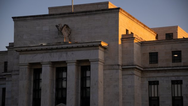 Нарастващ брой трейдъри академици и експерти се тревожат че облигационният