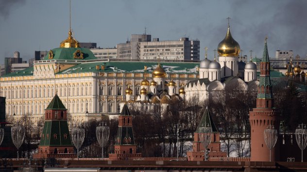 Руските акции се сринаха най много откакто страната нахлу в