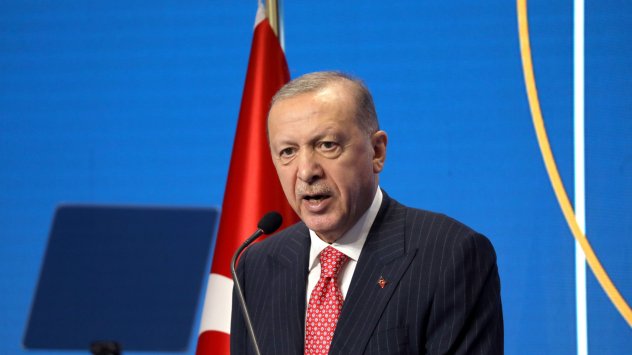 Турция отхвърли призивите на НАТО за участие в тристранни преговори