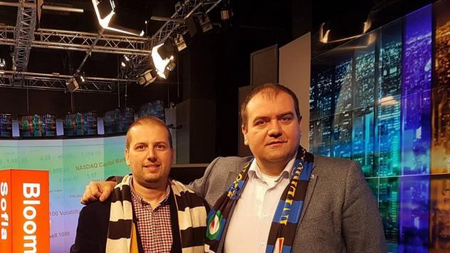 Благой Симеонов, председател на българския фен клуб на Ювентус, и Иван Иванов, член на Управителния съвет на Интер Клуб България. Снимка: Bloomberg TV Bulgaria