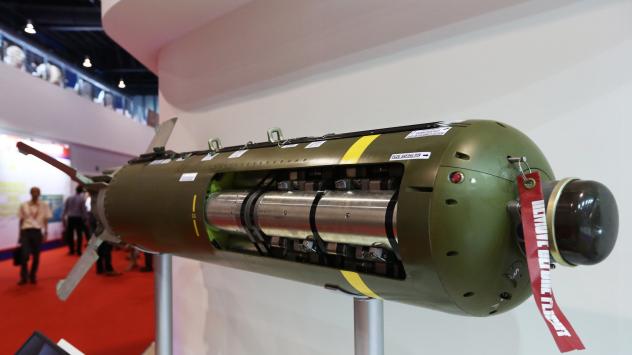 Снимка: САЩ изпитаха атомна бомба без ядрен заряд