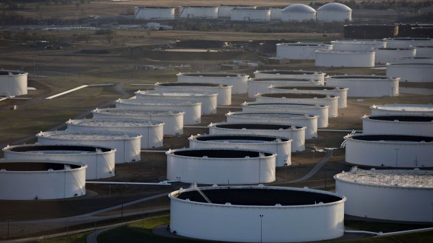 Цените на петрола продължават да се колебаят след най големия еднодневен