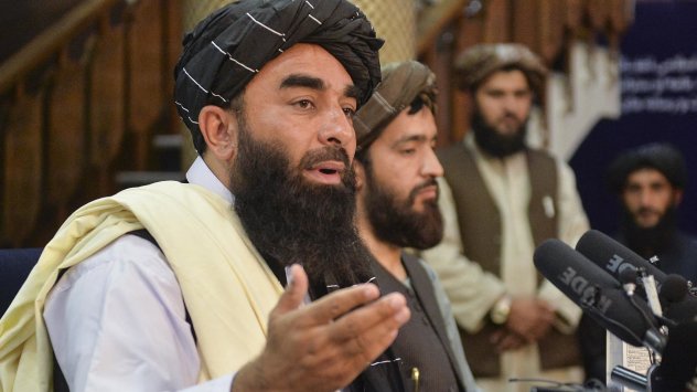 В неделя талибаните официално въведоха забрана за отглеждане на мак