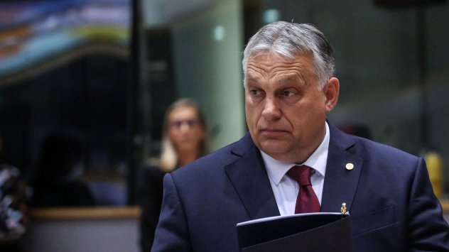 Правителството на унгарският премиер Виктор Орбан премахна спорното ограничени в
