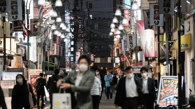 Новото политическо ръководство на Япония призовава финансовите експерти на страната