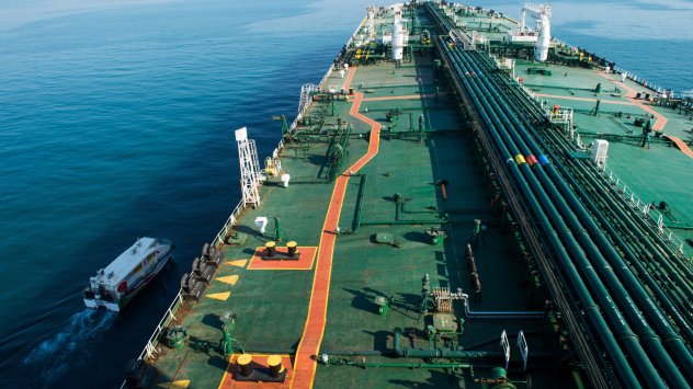 Петролът се колебаеше между печалби и загуби тъй като опасенията