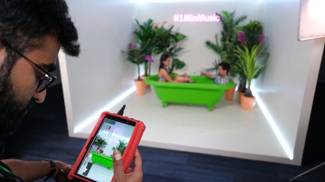 Meta Platforms Inc преследва скъпа и недоказана стратегия за метавселена