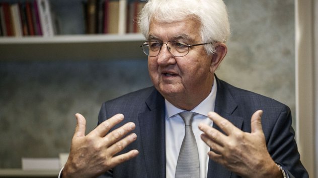 Така че премахването на условието и следователно краят на програмата