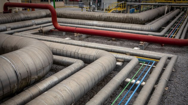 Цената на природния газ се понижи а Европейският съюз подготвя