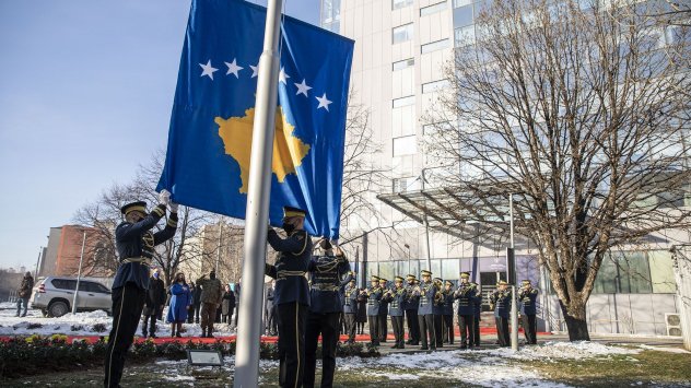 Косово забрани добива на криптовалути за да ограничи използването на