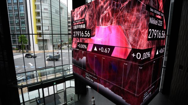 Глобалните акции увеличиха печалбите тъй като облекчаването на правилата за