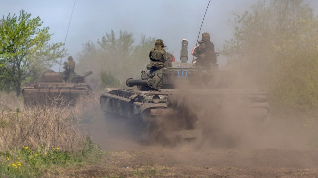 В продължение на седмици украинските сили методично обстрелват снабдителните линии