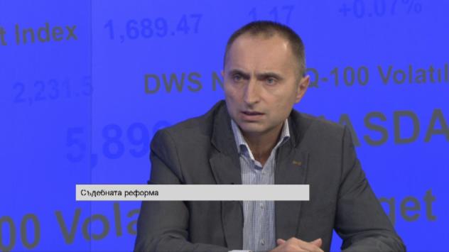 Георги Милков, Център за НПО, Разград в предаването Светът е бизнес на телевизия Bloomberg TV Bulgaria с Ивайло Лаков, 26/10/2015