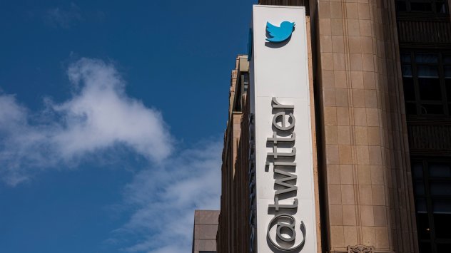 Илон Мъск и Twitter Inc постигнаха споразумение най богатият човек в