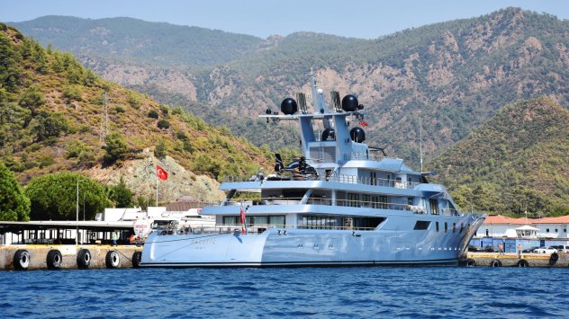 Западните нации искат да си играят на Робин Худ с