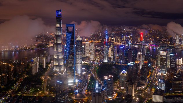 Държавните медии в Китай защитиха все по скъпо струващия подход за