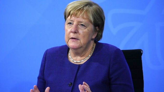 Гърция разшири ограниченията за неваксинирани жители в четвъртък докато Чехия