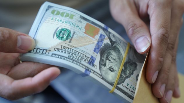 Щатският долар продължава да поскъпва до рекордно високи нива за