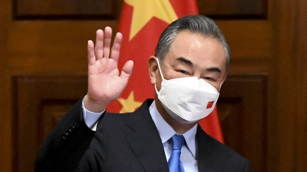 Китай иска да избегне влиянието на санкциите на САЩ заради