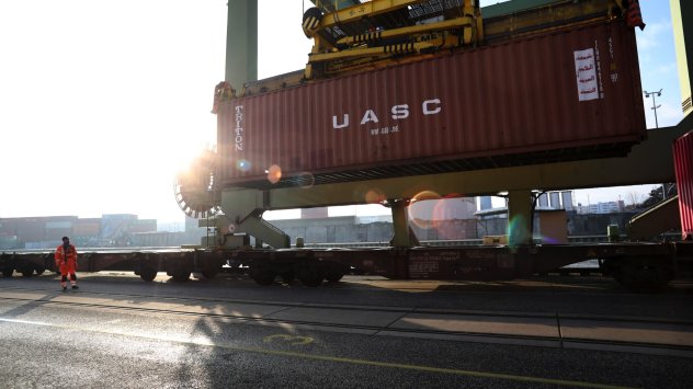 Европейският съюз претегля широк набор от нови правомощия включително възможен