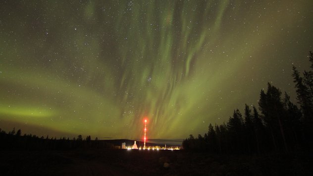 Дълбоко в Арктическия кръг шведското правителство смело опитва това което
