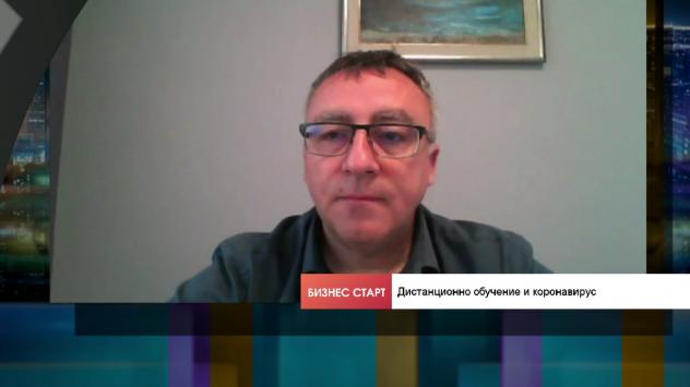 Диян Стаматов, директор на 119 СУ &quot;Акад. Михаил Арнаудов&quot;. Снимка: Bloomberg TV Bulgaria