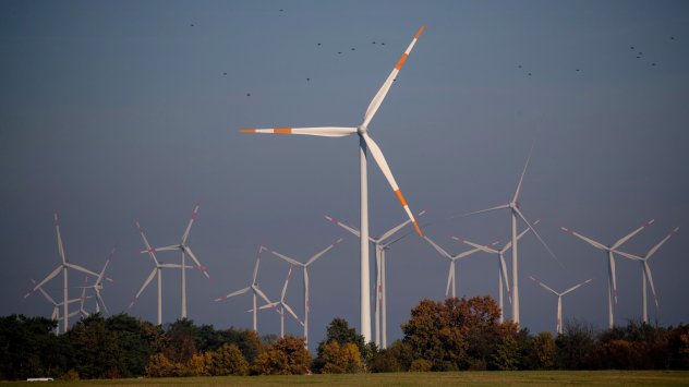 Вятърната енергия се завръща в Европа, след като три бури