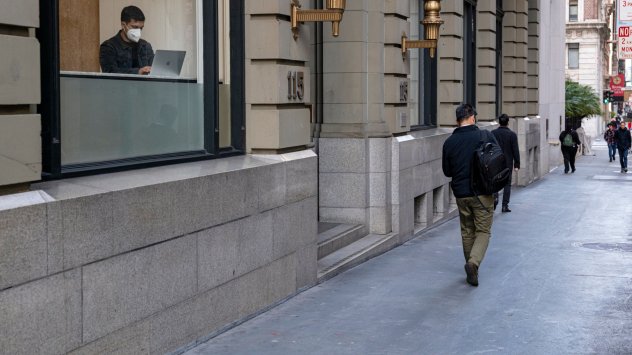 През последния половин век когато правителствата и централните банки се