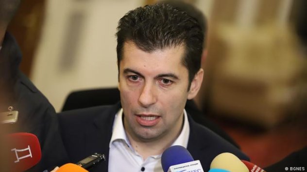 Слави Трифонов заяви в заявление по своята телевизия 7 8 че