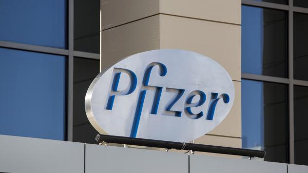 Логото на Pfizer. Снимка: Scott Eisen/Bloomberg