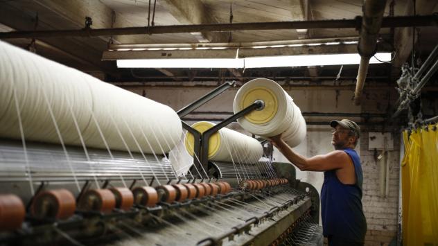 Производство на вълна в САЩ. Снимка: Luke Sharrett/Bloomberg