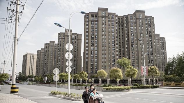 Жилищен квартал в Шанхай, Китай, 11 април 2016. Photographer: Qilai Shen/Bloomberg