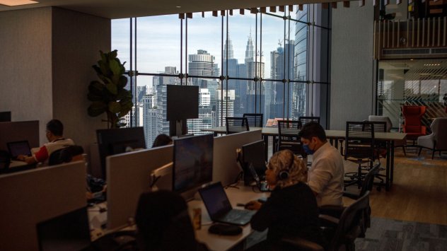 Предполага се че връщането в офиса е трудно Но за