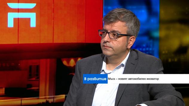 Константин Томов - автор и водещ на предаването Колела по Bulgaria ON AIR. Снимка: Bloomberg TV Bulgaria