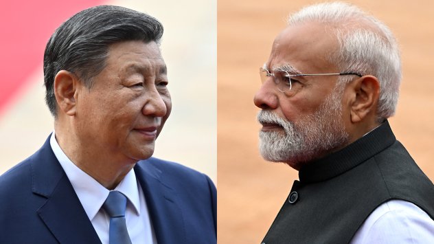 Китайският президент Си Дзинпин (вляво) и индийският премиер Нарендра Моди (вдясно). Колаж: Bloomberg LP