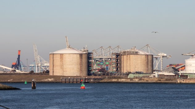 Природният газ в Европа поевтиня тъй като търговците прецениха нежеланието