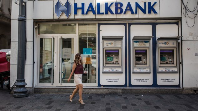 Турските държавни банки планират да напуснат платежна система използвана от