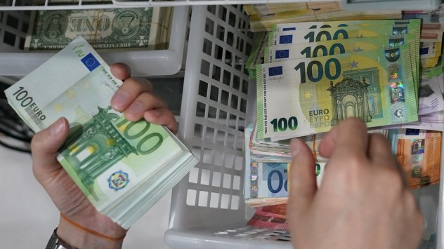 Европейските акции са почти без промяна докато инвеститорите анализират лавината