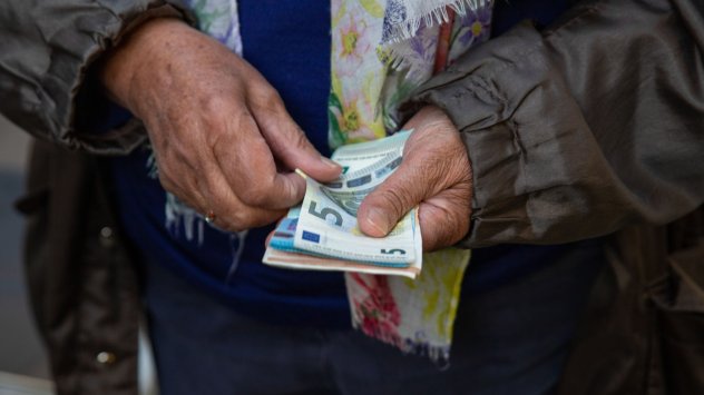 Европейските банки изправени пред потенциална икономическа буря и покачване на